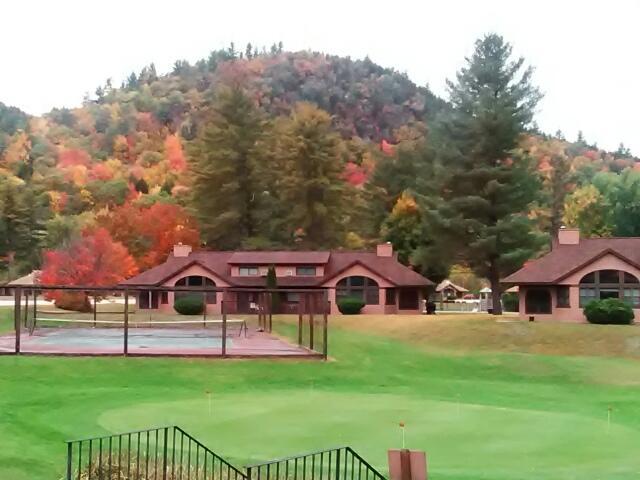 Jack O'Lantern Resort Lodging Woodstock Buitenkant foto